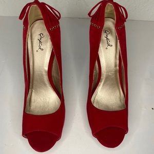 Qupid women's heels size 9